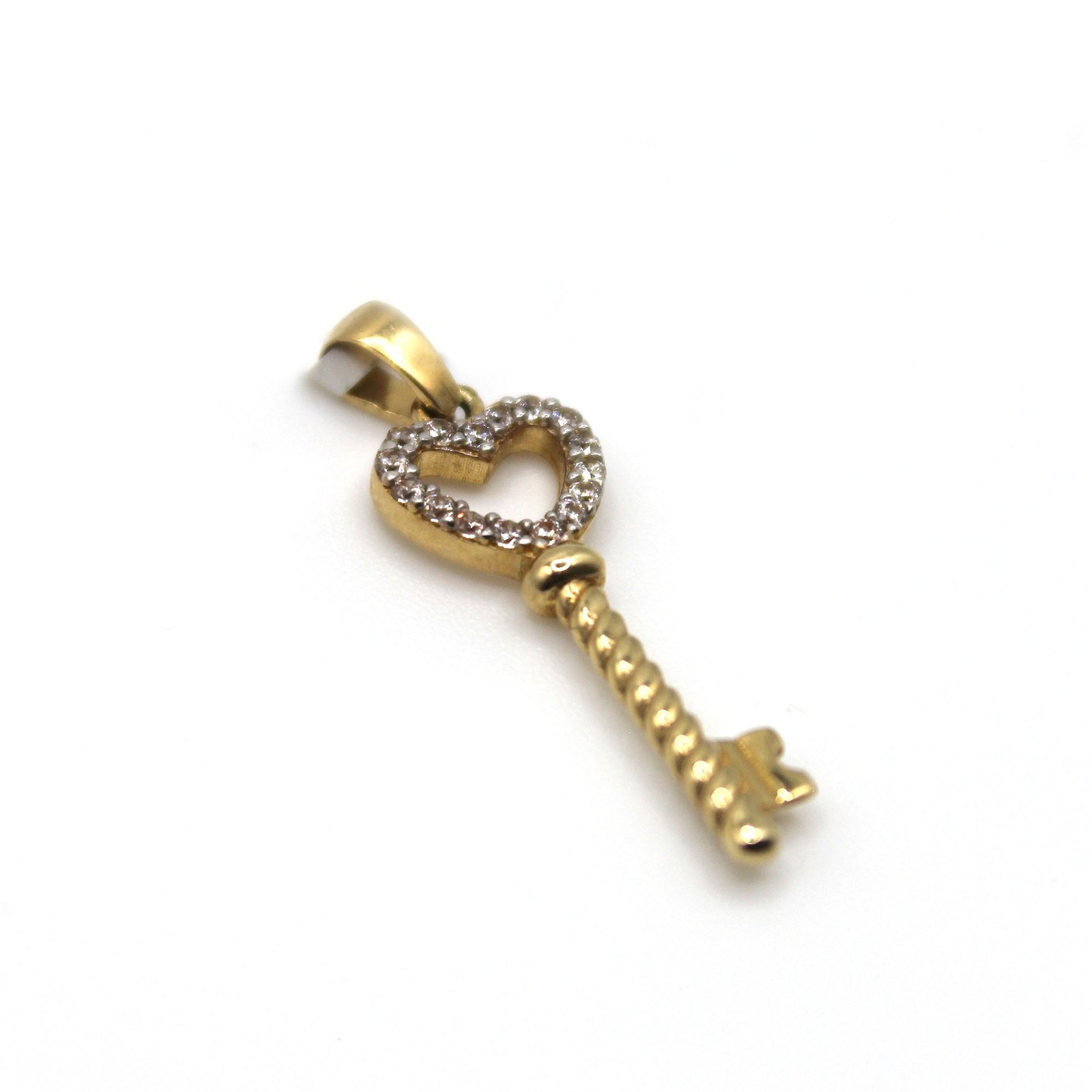 Heart Key Zirconia Pendant – 10KT Gold - Image 2