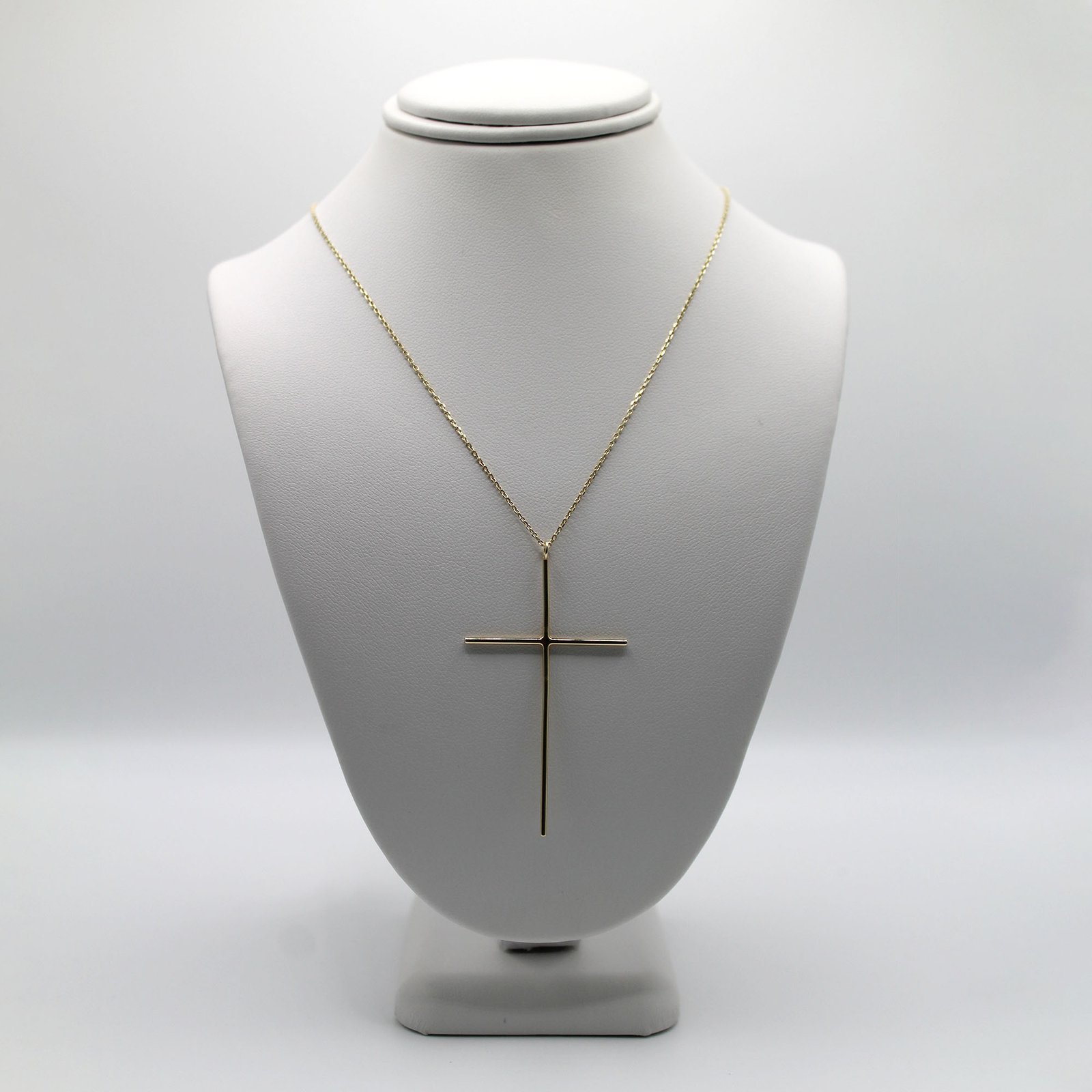 Cadena Cruz 10KT Size 17-18 Weight 2.7 g