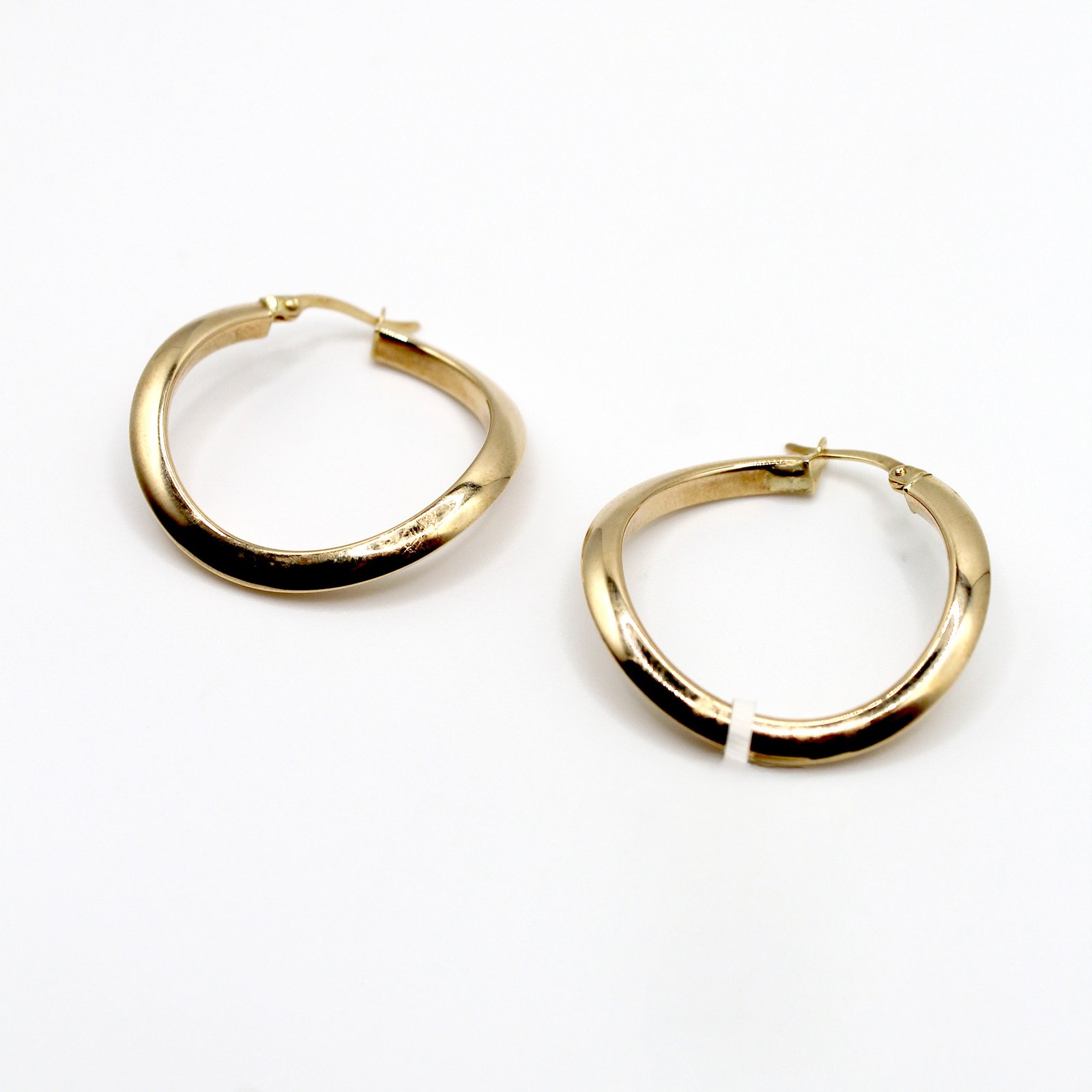 Small Polished Twist Huggie Hoop – 10KT Gold Women’s Earrings - Image 2