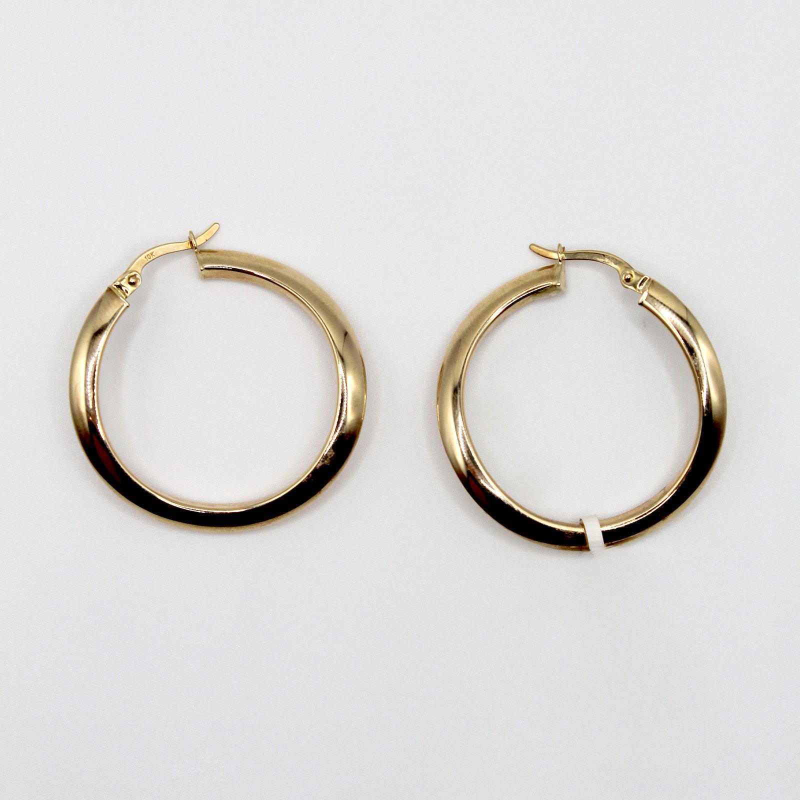 Small Polished Twist Huggie Hoop – 10KT Gold Women’s Earrings