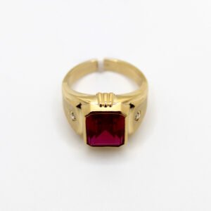 Bold Ruby-Tone Signet Ring – 10KT Gold – Size 9.5