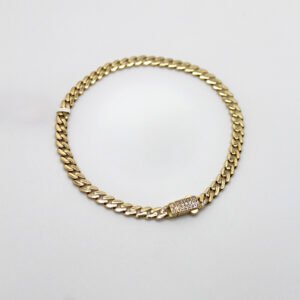 Curb Link Wristlet with Glinting Box Lock – 10KT Gold