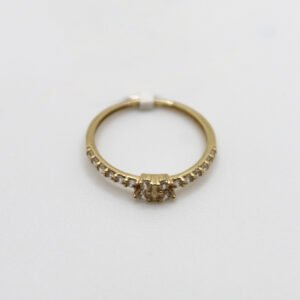 Shimmering Cluster Accent Ring – 10KT Gold