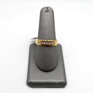 Men’s Brilliant Accent Band – 10KT Gold – Size 10 1/4